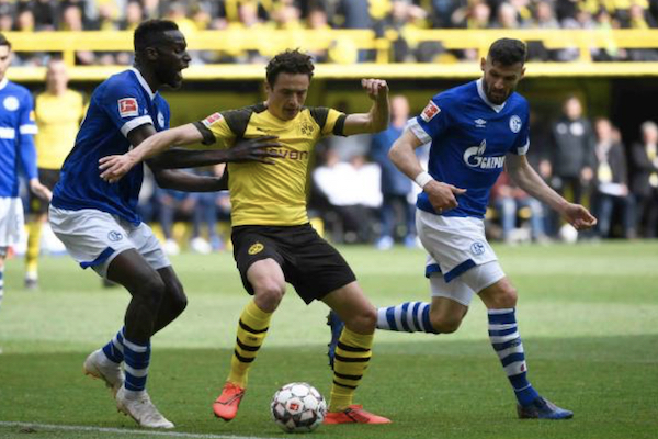 Dortmund 2-4 Schalke 04: Cúp bạc xa dần Reus và đồng đội
